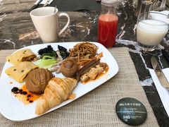 -漢咖啡·全服务式自助晚餐(武汉洲际酒店)