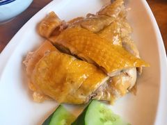 白斩鸡-侬佳蒸菜馆(听潮店)