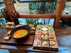 -银米·云南传统过桥米线(双廊黑金冠店)