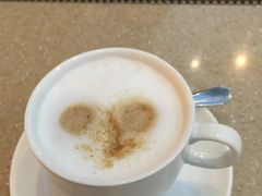 -亮马河饭店翠雅咖啡厅