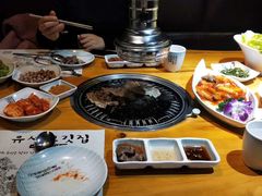 -唯成•韩国炭火烤肉 유성고기