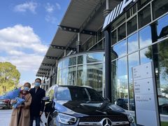 -上海星瀚奔驰4S店(红柳路店)