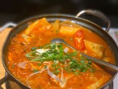 部队火锅-小木屋米酒店·韩国料理(深圳总店)