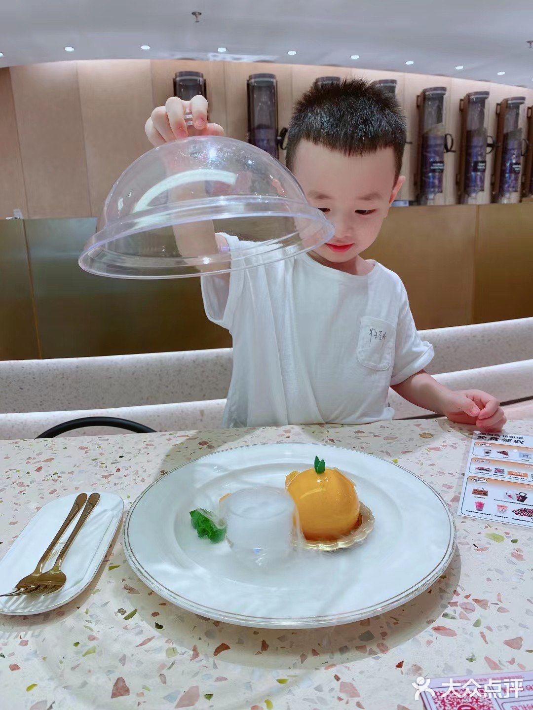 打卡亚洲最大的蛋糕店 拍照超美东西好吃