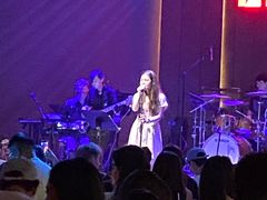 -TZ House音乐现场(来福士中心店)