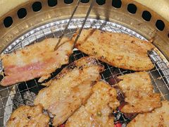 -山川小町·极番烧肉(新地假日广场店)
