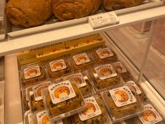 -好利来(上海长宁龙之梦店)