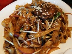 干炒牛河-新天世纪中餐厅