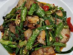 -乡土特色.冷锅鱼.牦牛肉汤锅