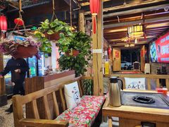 -有一锅·野生菌黑山羊腊排骨火锅(古城北门店)