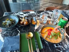 冬阴功汤-FLAIR顶层餐厅酒吧(浦东丽思卡尔顿酒店)