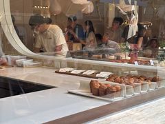 -VERIE BAKEHOUSE