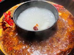 菌汤鸳鸯锅-椒香城门口重庆老火锅(宝安固戍店)