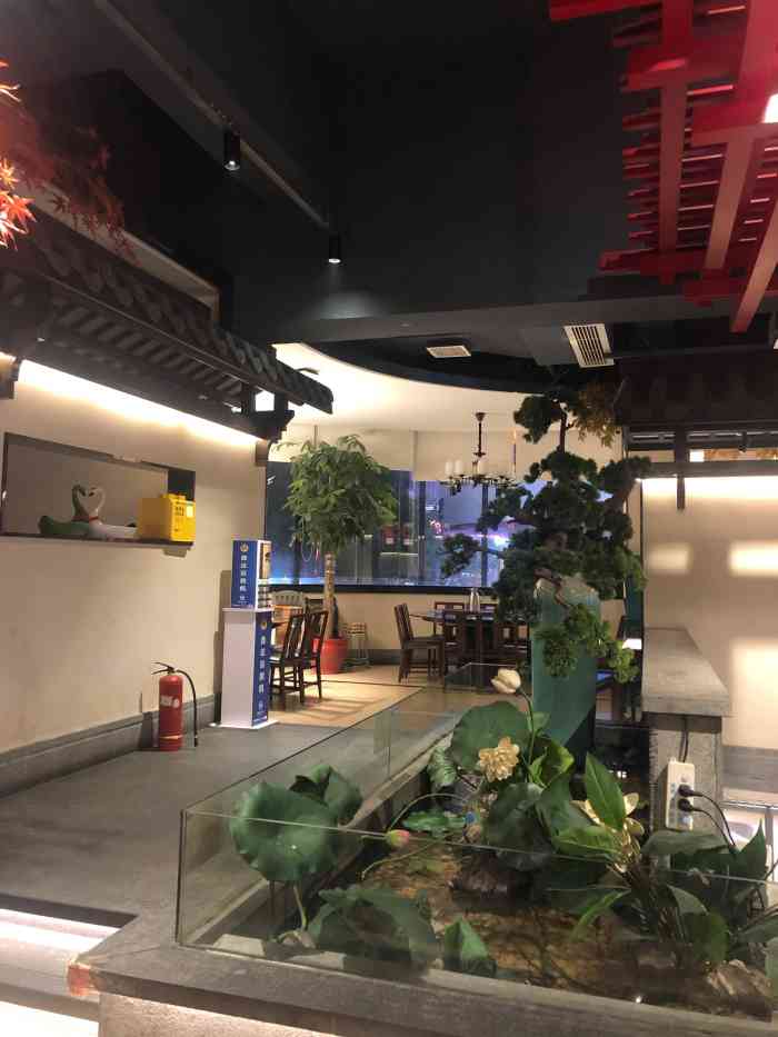 天外天湘菜馆(总店)-"长辈请吃饭,在衡阳这边,大部分长辈还是挺.