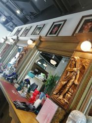 -TWOFACE 双面理发馆