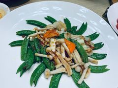-香港百合居(LCM置汇旭辉广场店)