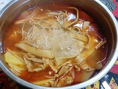 -弘烨 贵州酸汤 鱼火锅(东财店)