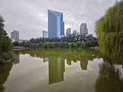 -华府九号海鲜烧烤大排档(龙域店)