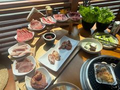 -拾勝牛·江景安格斯烧肉放题(江湾阳光天地店)