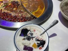 -卤校长重庆火锅(国兴店)
