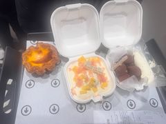 -HOT CRUSH趁热集合·现烤面包(上海环球港店)