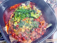 成都香辣烤鱼-鱼众不同·鸡公煲·烤全鱼(国顺路店)