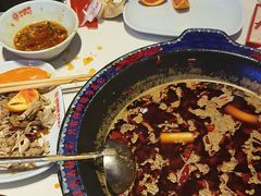 -何师傅美蛙鱼头(汉街店)
