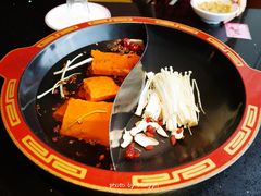 -三江两海老火锅(北京首店)