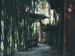 -Ting无边际江景酒店(重庆解放碑云端之眼店)