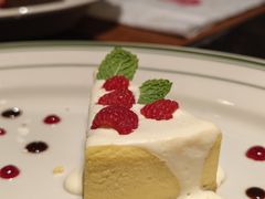 -J Prime牛排海鲜餐厅(人民广场店)