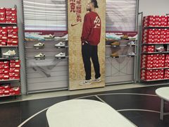 -NIKE上海青浦优选体验店