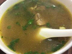 牛肉汤-黄阿姨锅贴大王(万航渡路店)