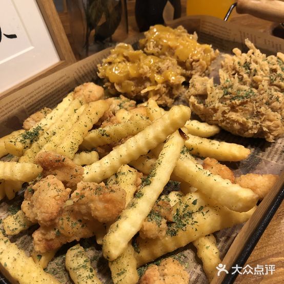 可以·CANTEEN(阳光马德里店)