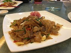 -口衣记鸡饭店
