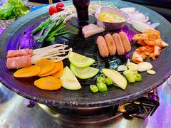 -豚豚家돈돈가韩国锅盖烤肉(新北万达店)