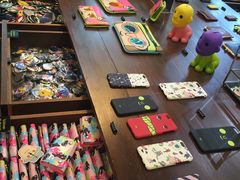 -莓园冰淇淋店