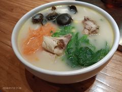 -云海肴云南菜·蒸汽石锅鱼(北京良乡华冠店)