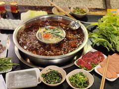 -邓莽子老火锅(中兴路总店)