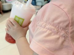 -奈雪的茶(优特汇店)
