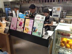 -CoCo都可(湖滨银泰店B区店)