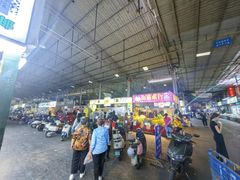 -曼阁市场水果批发市场