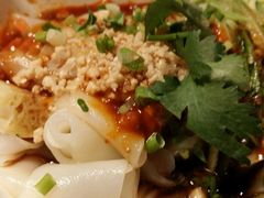 -鸣记脆皮烤鱼·海鲜烤鱼(三八广场店)