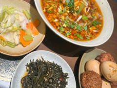 -顺溜·手工刀削面·黑金店(铜锣湾店)