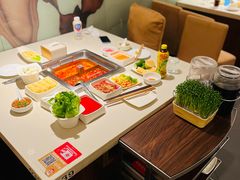 -海底捞火锅鲜切牛肉主题店(长寿路店)