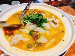 金汤肥牛酸菜鱼-天津菜馆(南湖店)