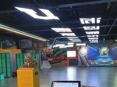 -极限PLAY运动娱乐新世界·团建派对潮玩休闲馆·室内蹦极高空游乐园