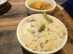 -有红鸡毛店·砂锅菜(抚琴夜市店)
