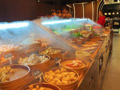 -牛YO寿喜烧·铁板烧和牛火锅自助(市府恒隆店)