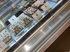 -VENCHI 闻绮(北京国贸商城店)