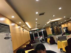 大堂-清真·马家火锅美食城(镇江北路店)